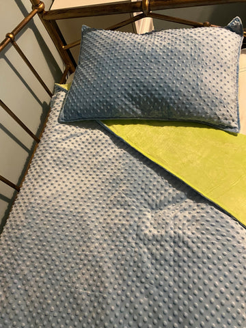 5kg Weighted Blanket & Pillow Case Large (150 x 200cm)-AllSensory, Autism, Calmer Classrooms, Calming and Relaxation, Comfort Toys, Down Syndrome, Helps With, Matrix Group, Neuro Diversity, Nurture Room, Proprioceptive, Sensory Processing Disorder, Sensory Seeking, Sleep Issues, Teen Sensory Weighted & Deep Pressure, Teenage & Adult Sensory Gifts, Weighted & Deep Pressure, Weighted Blankets-Learning SPACE